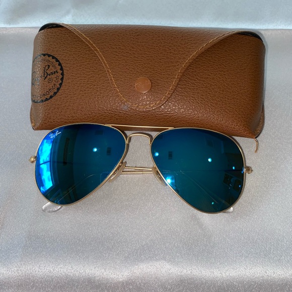 Ray-Ban Blue Flash Mirrored Aviator Sunglasses
